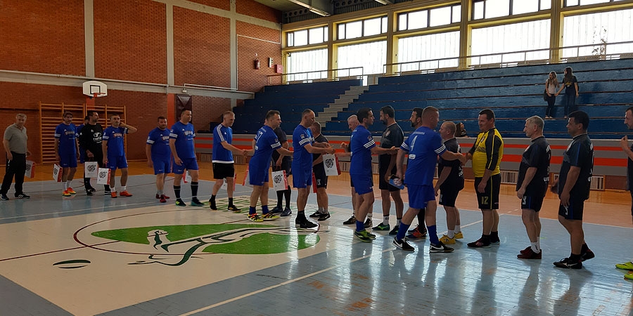 b9a50f3a8de5a6b30848df2878697c00 XL