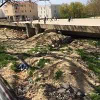 FOTO KRITIKA Igralište osnovne škole