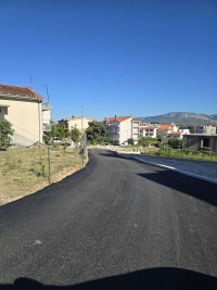 NOVI ASFALTNI SLOJ I PROŠIRENJE ULICE ODVOJAK PUT STAROG SELA U STROŽANCU