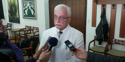 Preminuo ravnatelj KBC-a Split Ivo Jurić - Pozlilo mu je oko 18 sati kada je izlazio iz mora, žalio se na pritisak u prsima