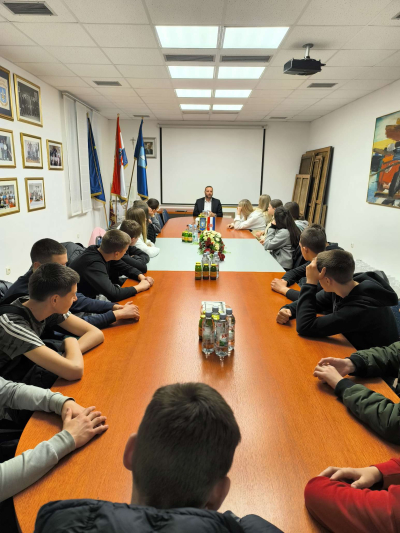 Načelnik primio učenike OŠ Strožanac