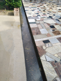 Začepljen kanal za slivne vode uzrokuje poplave ulice Gospe u Siti