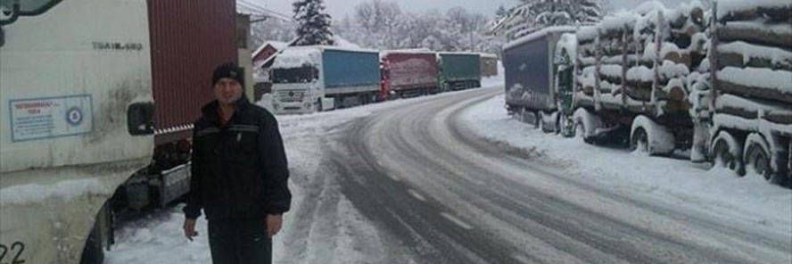 Vozači ralica zbog nedostatka goriva sjede u kafiću? Kamiondžije ogorčeni (VIDEO)