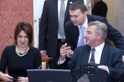 "Istospolne zajednice zadržat će neke karakteristike braka"