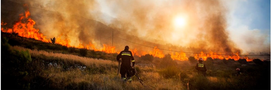 200 vatrogasaca gasilo vatru kod Omiša: Kuće obranjene, požar lokaliziran