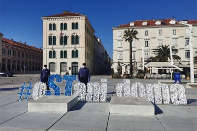 Ostanite doma i za vrijeme blagdana