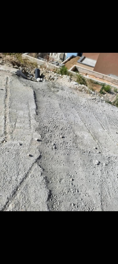 Netko je prokopao tek uređenu ulicu